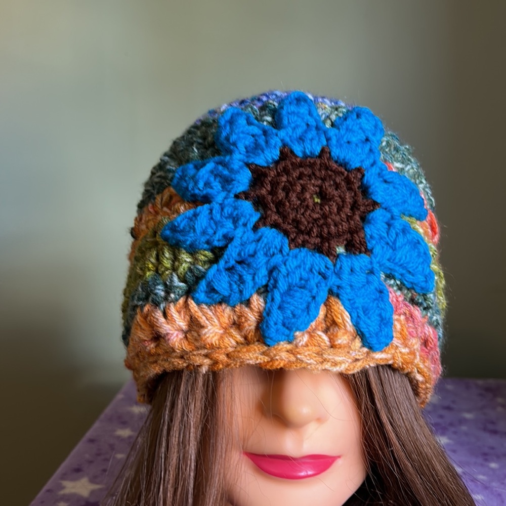 Crochet sunflower beanie soft double strings acrylic new comfortable medium - Picture 7 of 10